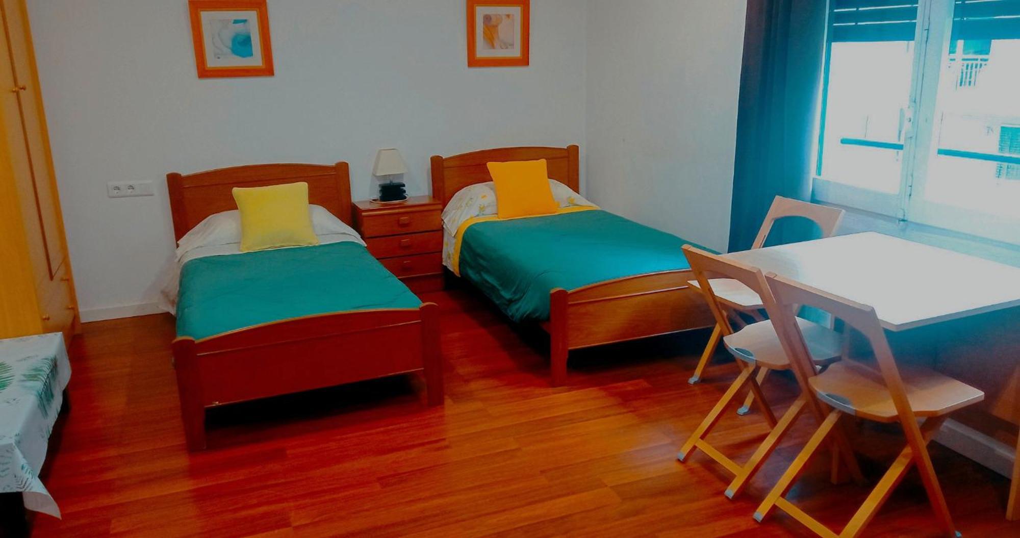 Habitaciones Centricas En Tàrrega Habitación foto